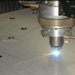 laser metal cutting